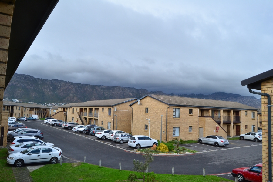 2 Bedroom Property for Sale in Fairview Golf Estate Western Cape